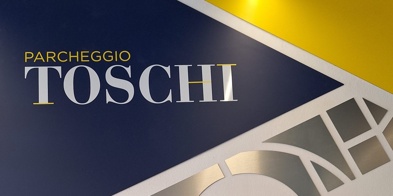 PARCHEGGI COME BIGLIETTI DA VISITA DELLA CITTA’